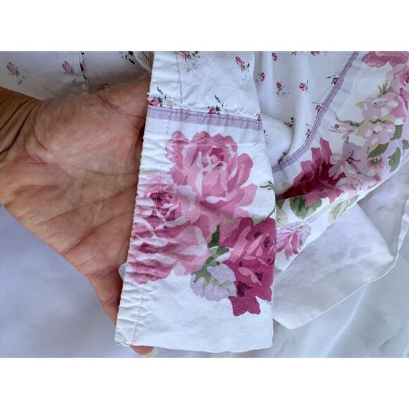 Vintage 90's Laura Ashley QUEEN FLAT Pink floral Rosebud BORDERED HEM Cottage - Picture 8 of 8